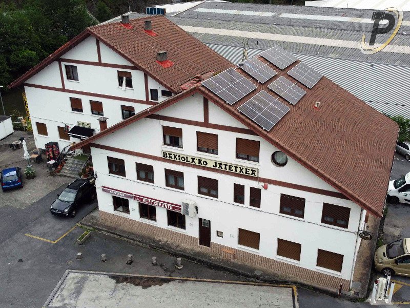 Imagen subasta: HOSTAL RESTAURANTE BAKIOLA 1.168 m²