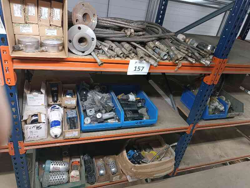 Lote 157 (Imagen 1 de 20)