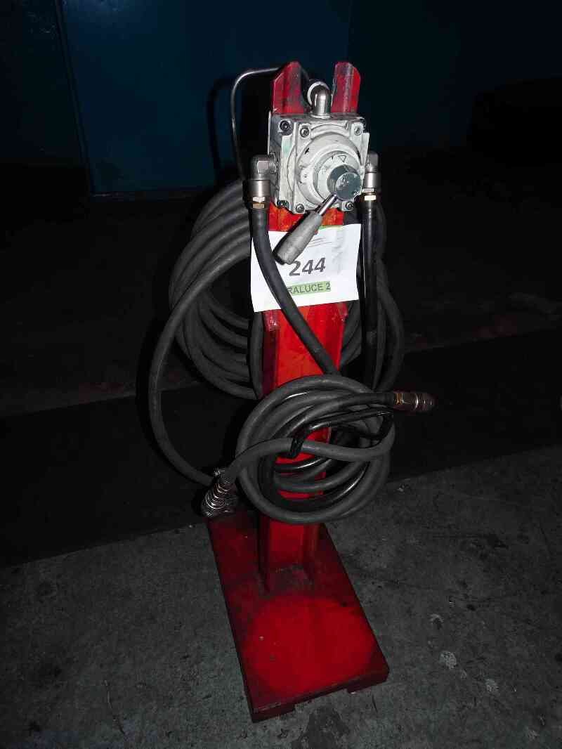 Lote 244 (Imagen 1 de 3)