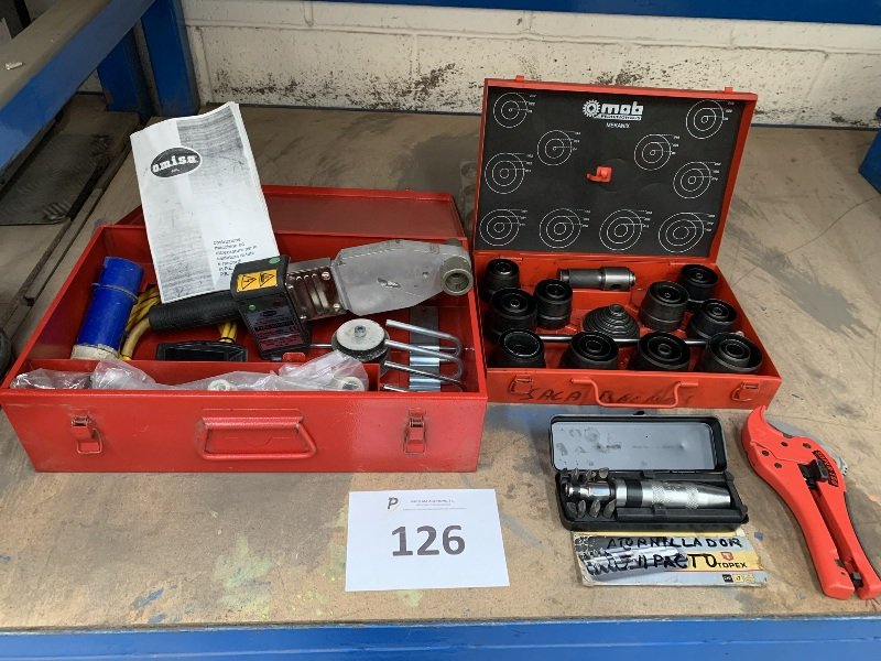 Lote 126 (Imagen 1 de 16)