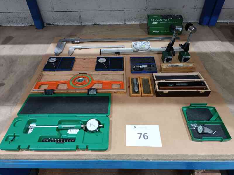 Lote 76 (Imagen 1 de 17)