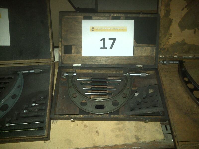 Lote 17 (Imagen 1 de 1)