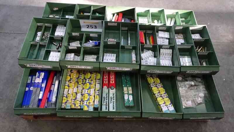 Lote 253 (Imagen 1 de 20)