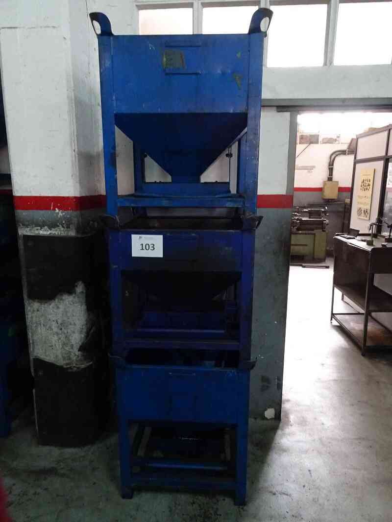 Lote 103 (Imagen 1 de 5)