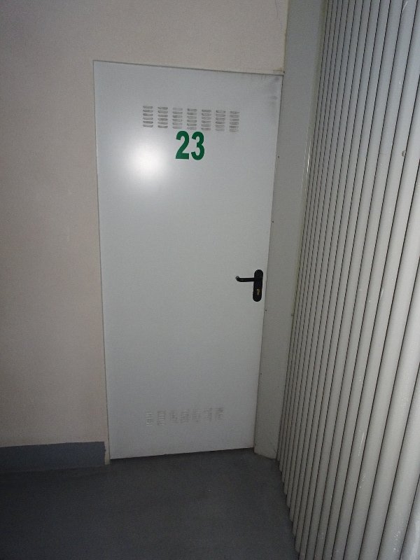 Lote 33 (Imagen 1 de 23)