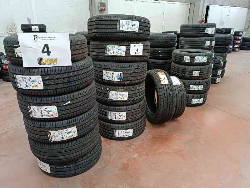 Lote 4 (Imagen 1 de 25)