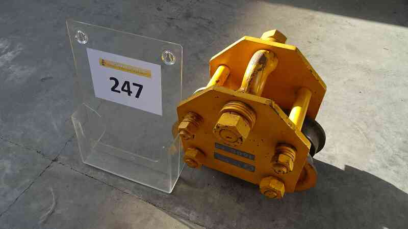 Lote 247 (Imagen 1 de 4)