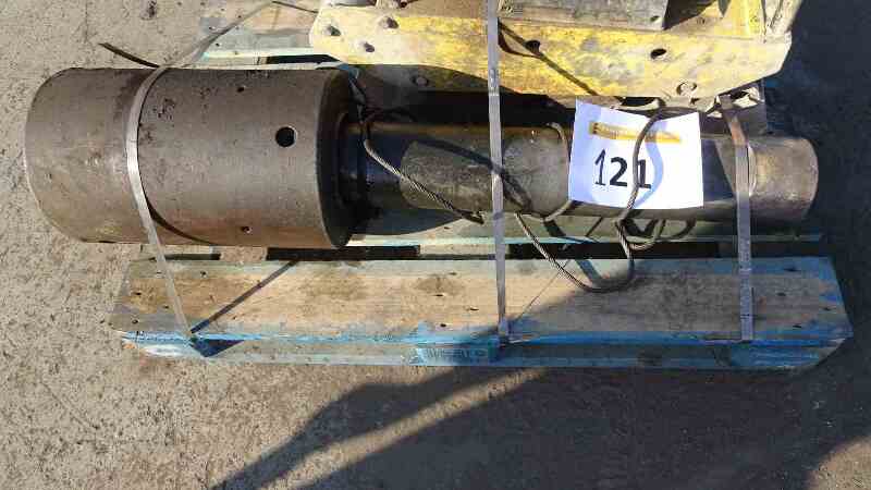 Lote 121 (Imagen 1 de 3)