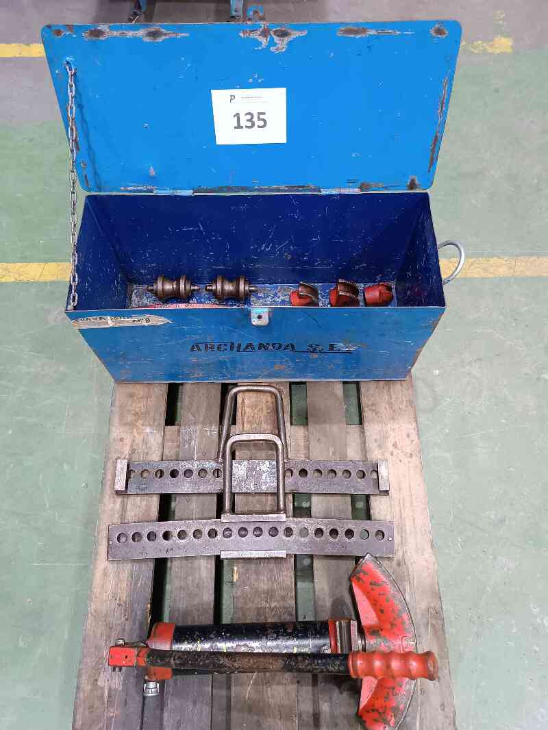 Lote 135 (Imagen 1 de 8)