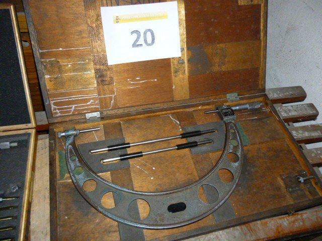 Lote 20 (Imagen 1 de 1)