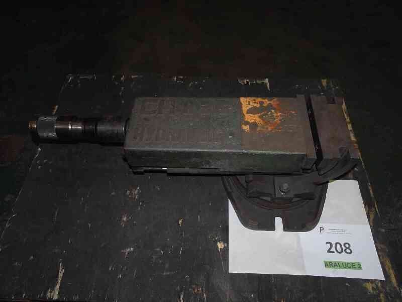 Lote 208 (Imagen 1 de 5)