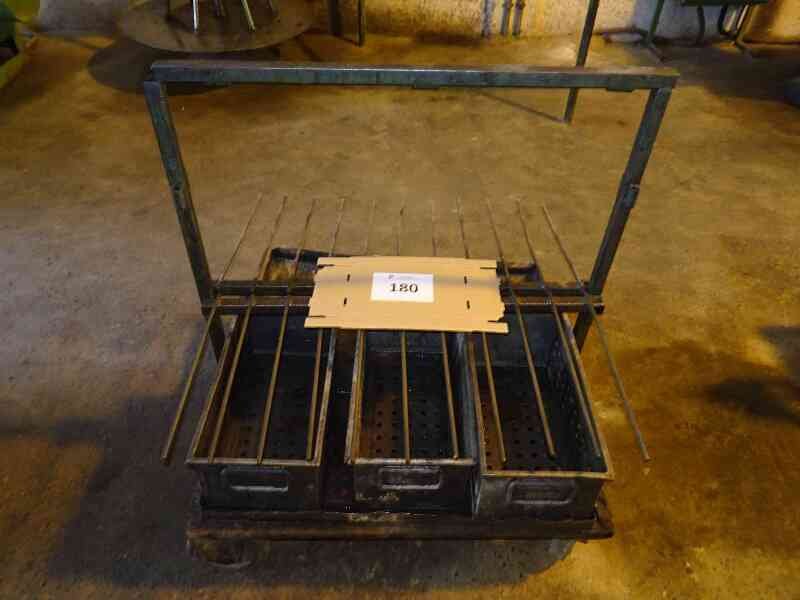 Lote 180 (Imagen 1 de 3)