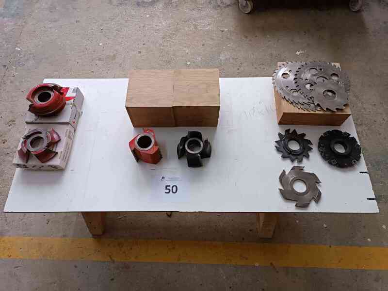 Lote 50 (Imagen 1 de 12)