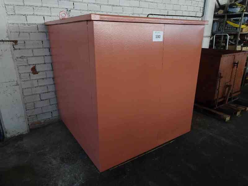 Lote 100 (Imagen 1 de 3)