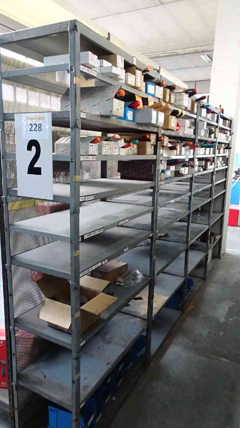 Lote 228 (Imagen 1 de 25)