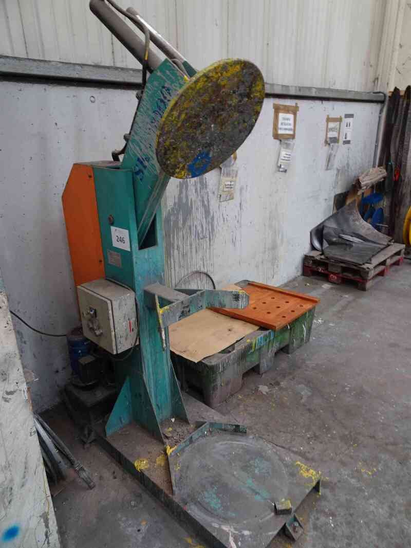 Lote 246 (Imagen 1 de 5)