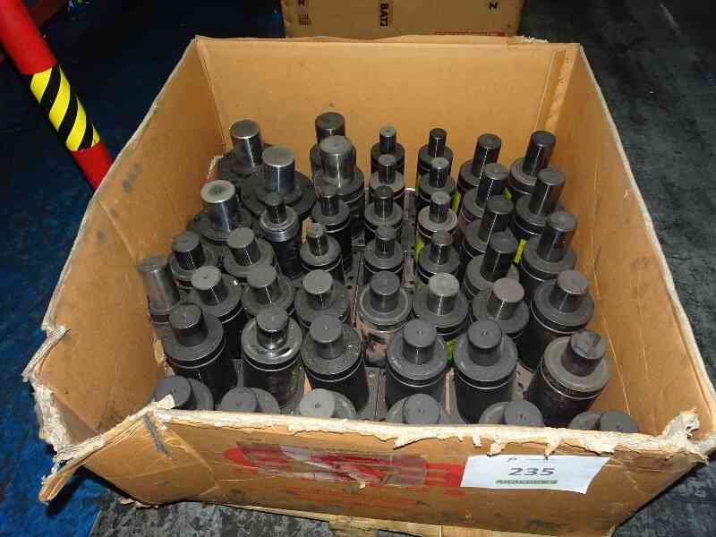 Lote 235 (Imagen 1 de 5)