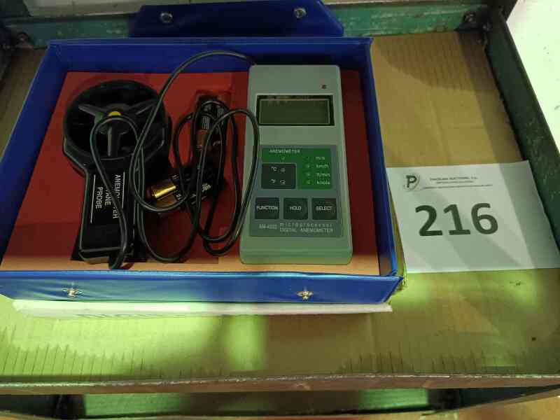 Lote 216 (Imagen 1 de 4)