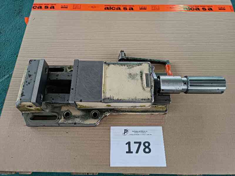 Lote 178 (Imagen 1 de 6)