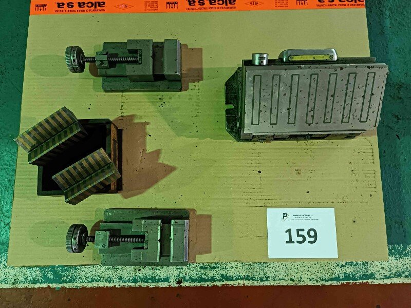 Lote 159 (Imagen 1 de 11)
