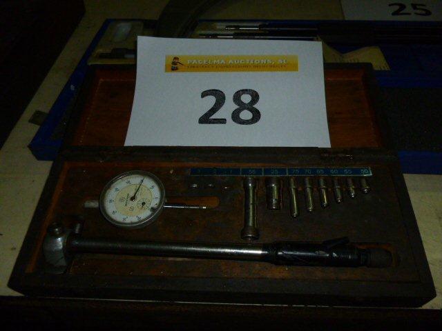 Lote 28 (Imagen 1 de 1)