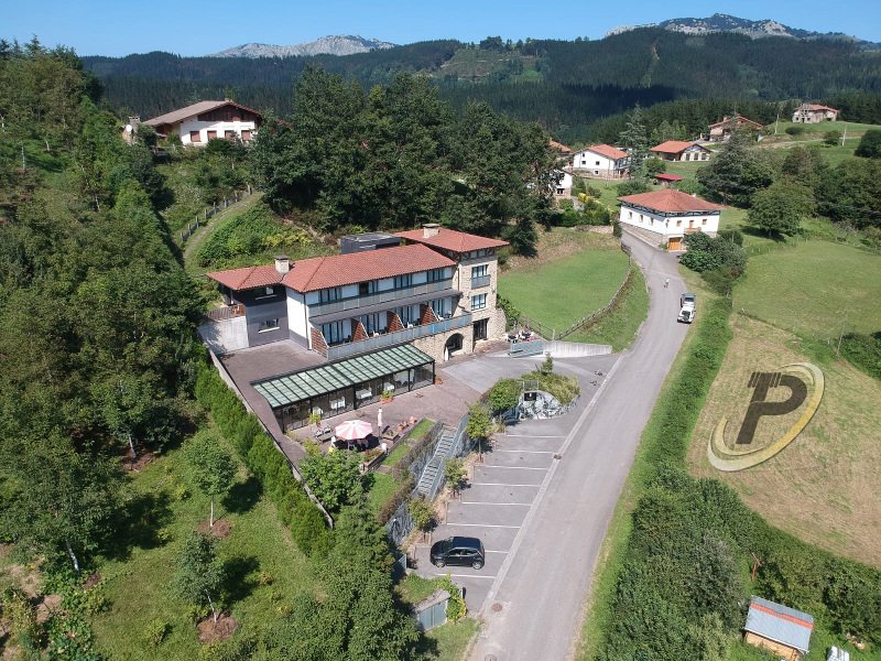 Lote 1 (Imagen 1 de 14)